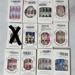 Press-On Nail Sets (11 sets)